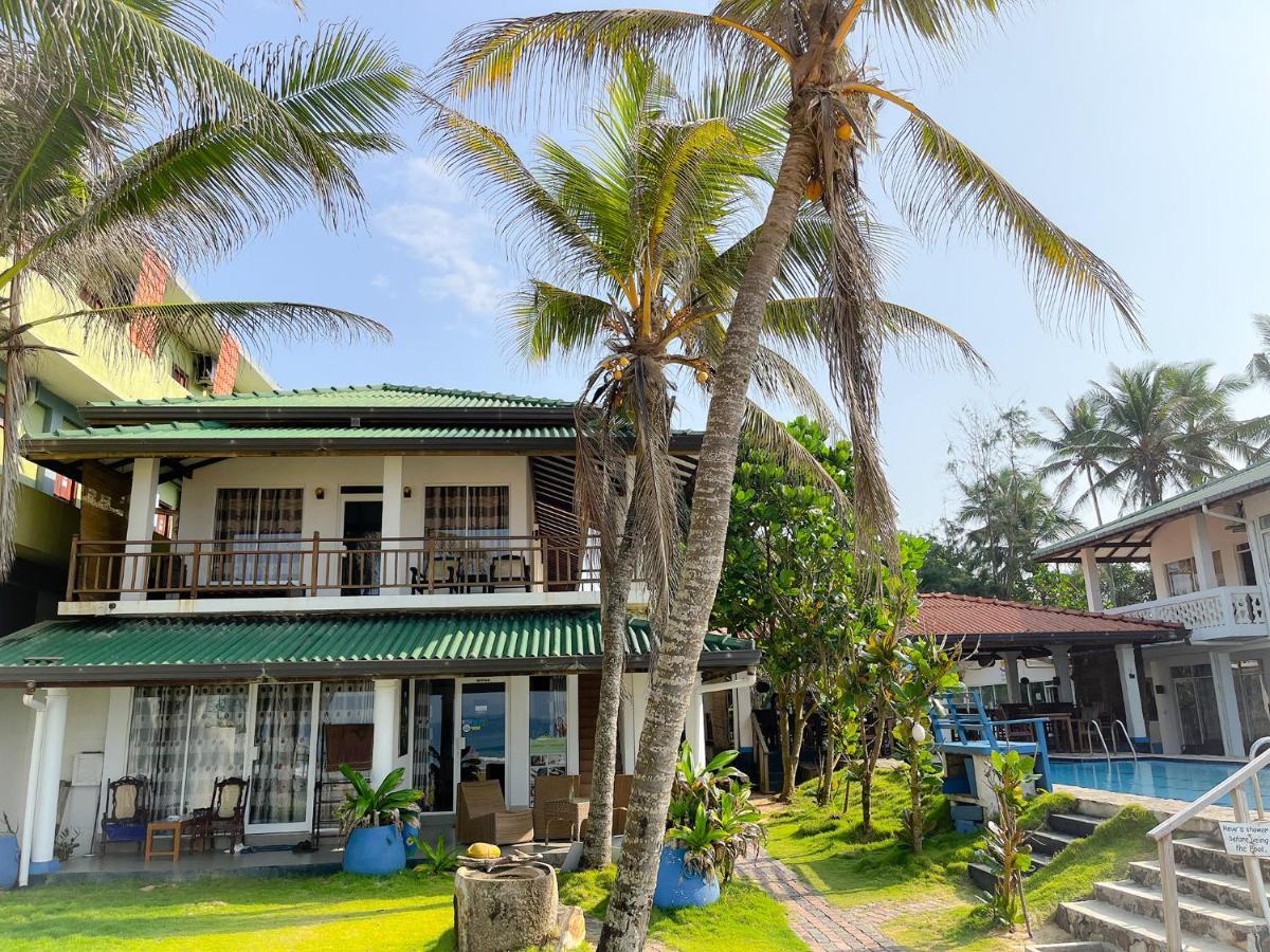 Pearl Island Beach Hotel Hikkaduwa Extérieur photo